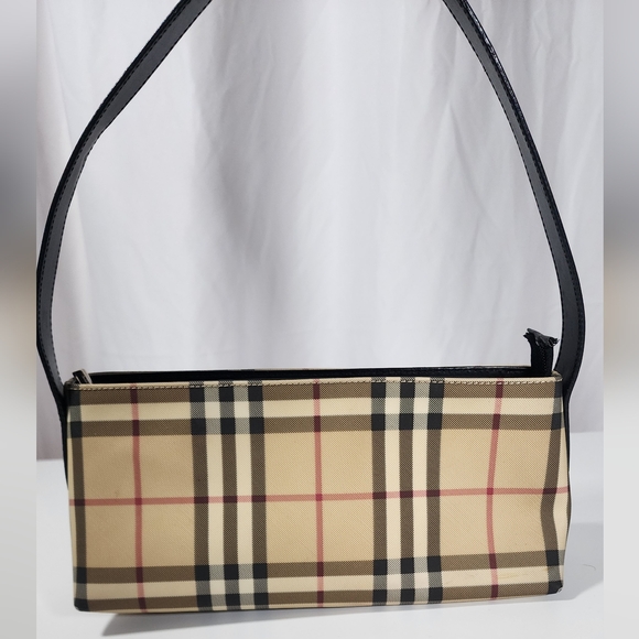 Burberry boat/pochette bag. Medium size. PVC & leather - Picture 1 of 16
